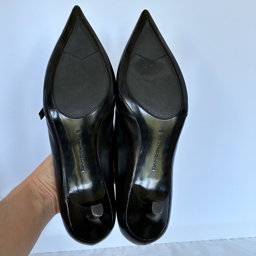 Bandolino Pumps 8M Leather Pointed Toe Kitten Heel Buckle Corporate Chic Classic - Picture 7 of 7